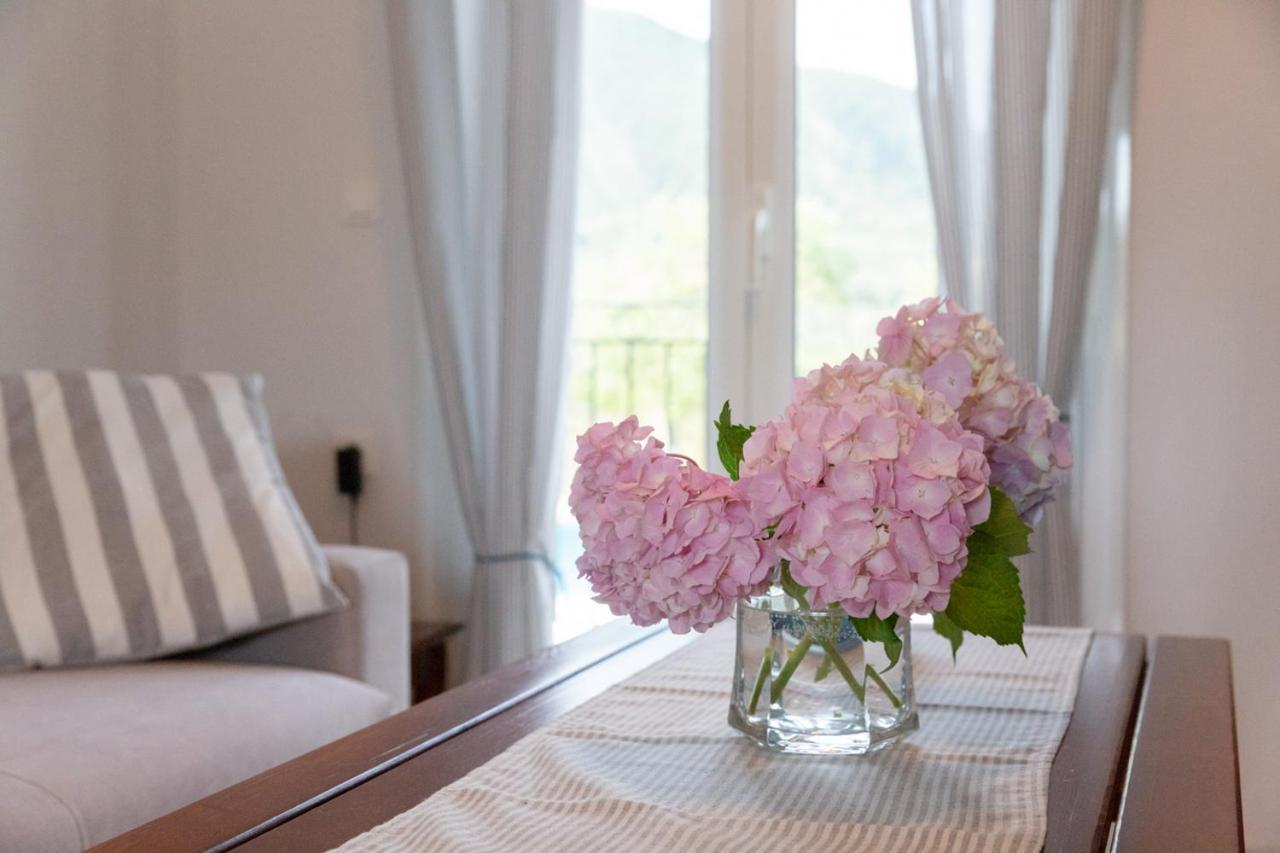 Villa Adonis Halikounas Екстер'єр фото
